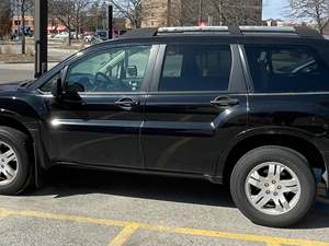 2008 Mitsubishi Endeavor with Black Exterior