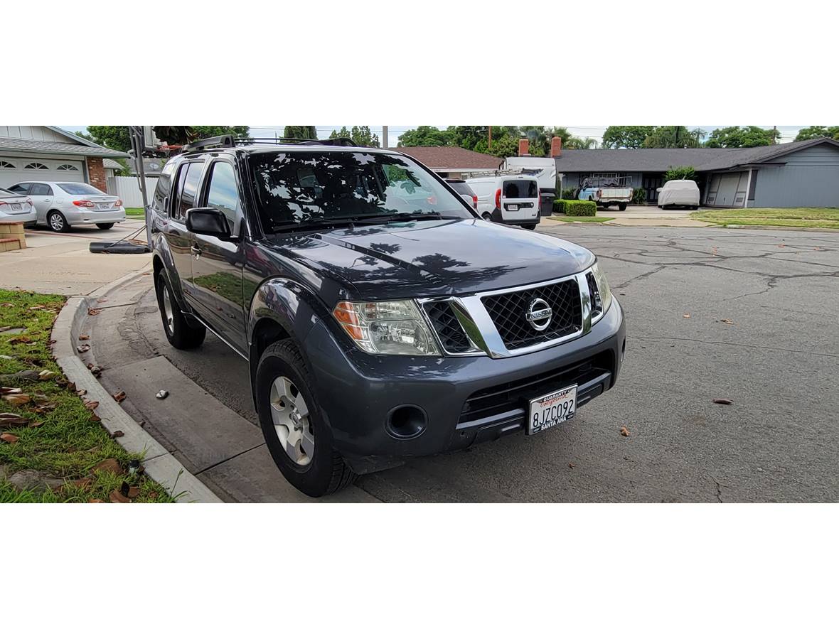 2010 Nissan Pathfinder for sale by owner in Anaheim