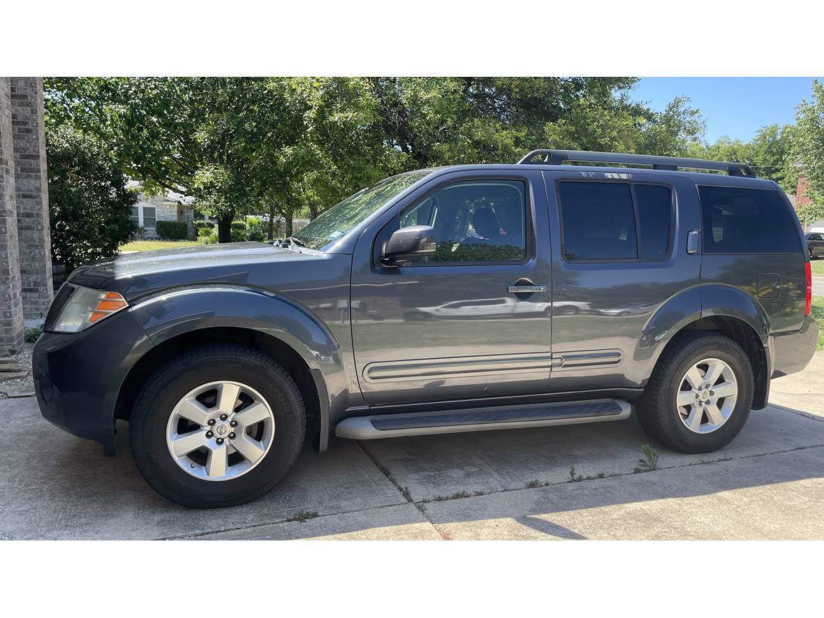 2012 Nissan Pathfinder for sale by owner in Kyle