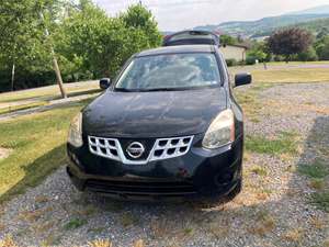 Black 2011 Nissan Rogue