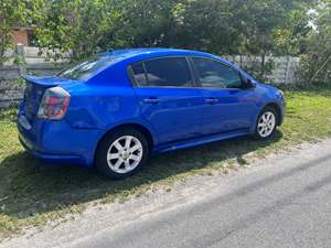 2010 Nissan Sentra with Blue Exterior