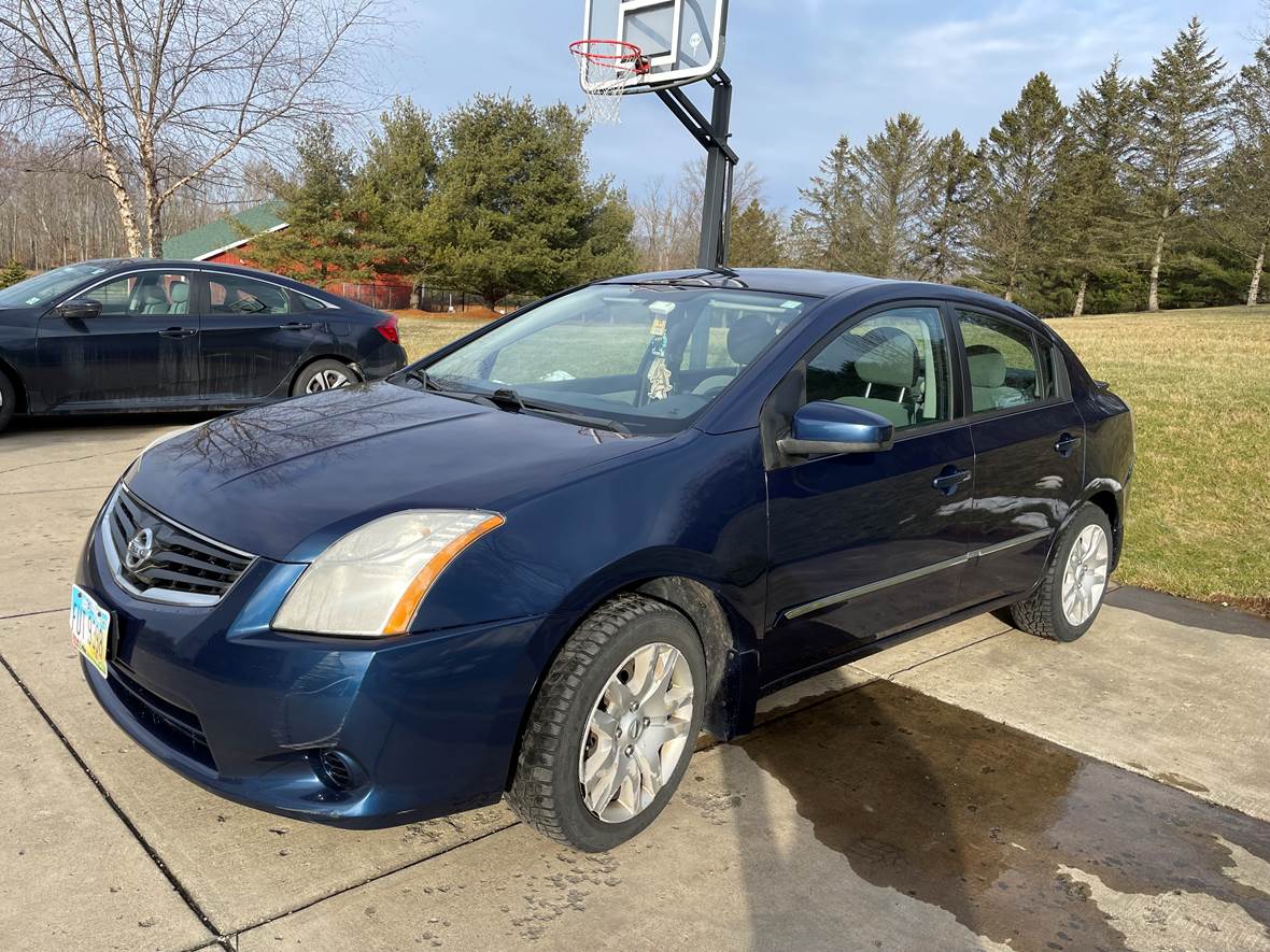 2011 Nissan Sentra for sale by owner in North Lima