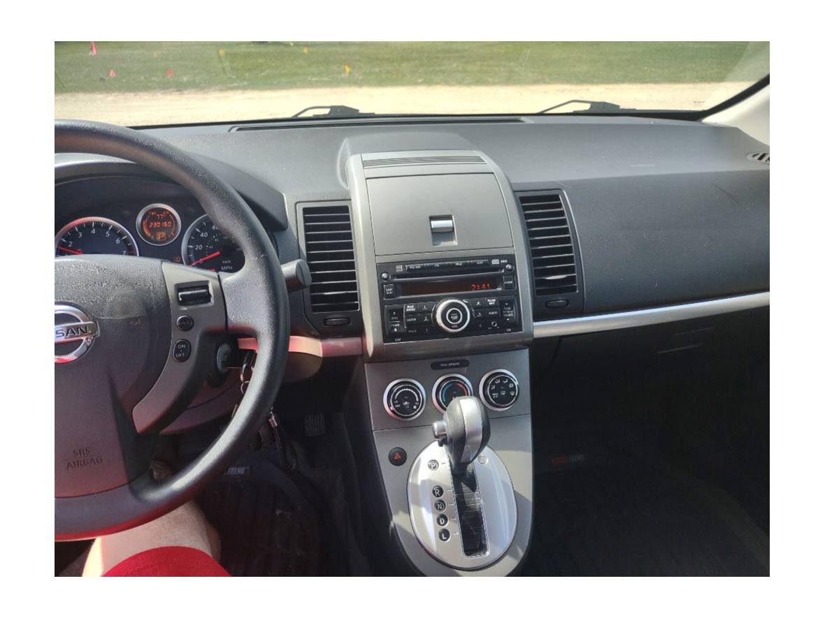 2012 Nissan Sentra for sale by owner in Whitewater