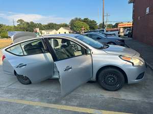 Nissan Versa for sale by owner in Nederland TX