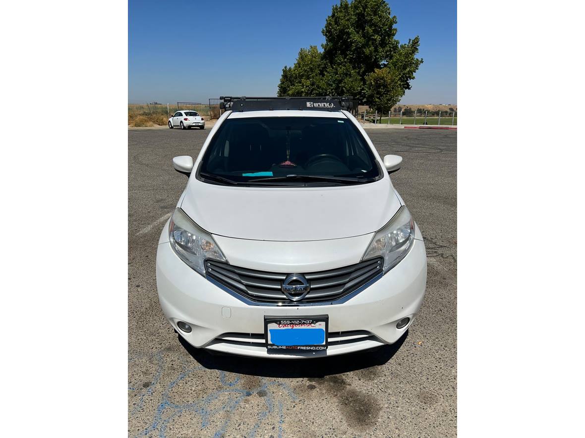 2015 Nissan Versa Note for sale by owner in Fresno