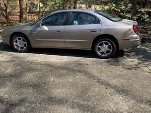 Beige 2001 Oldsmobile Aurora