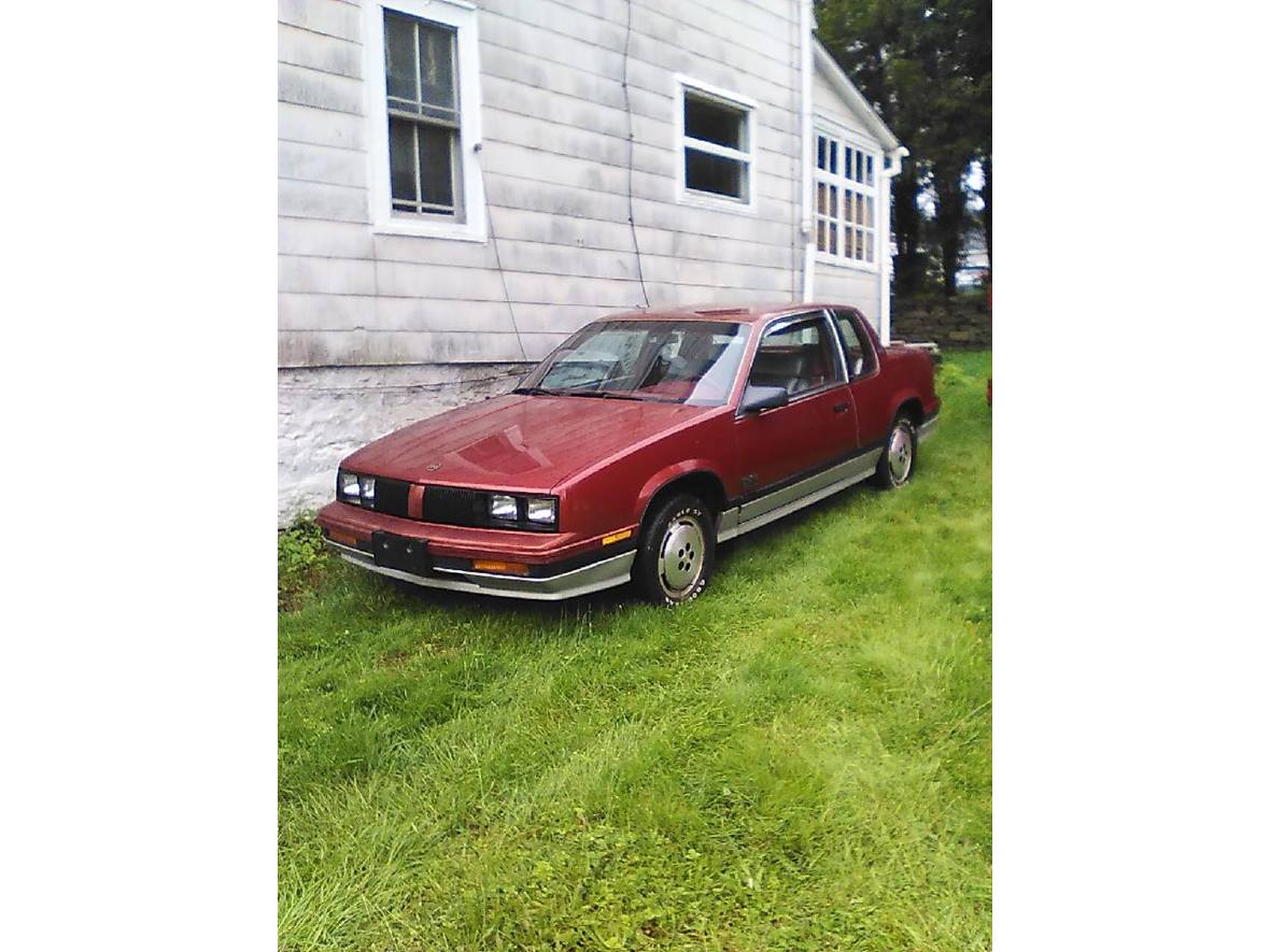 1985 Oldsmobile Calais Indy 500 Pace Car for sale by owner in Monticello