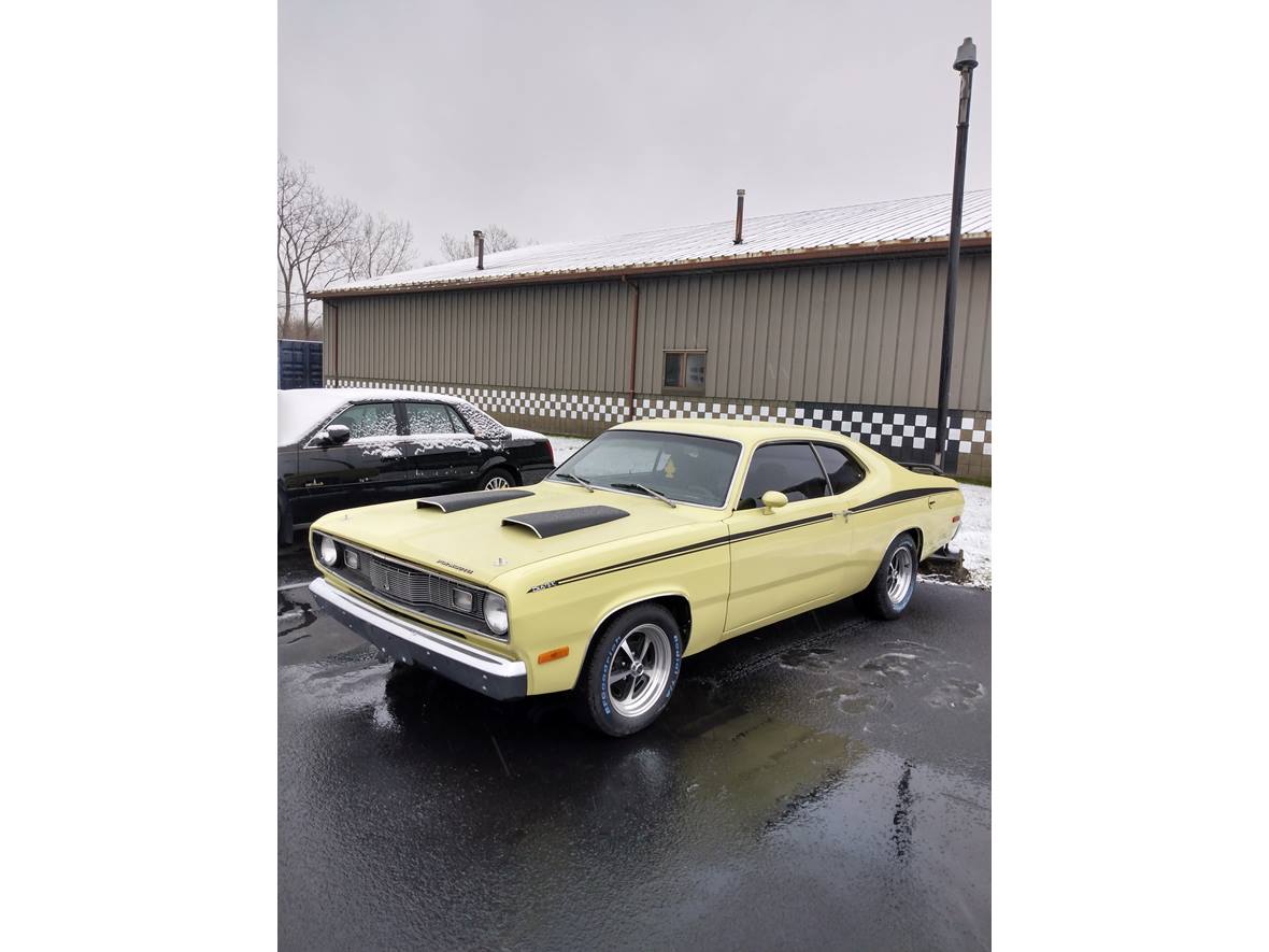 1972 Plymouth duster for sale by owner in North Chili
