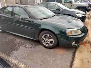 Green 2004 Pontiac Grand Prix