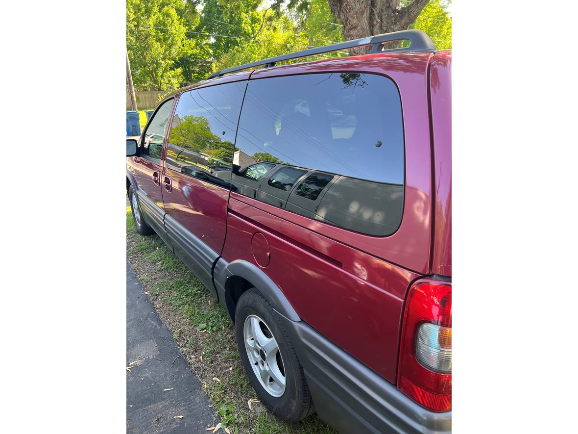 2005 Pontiac Montana for sale by owner in Dowagiac