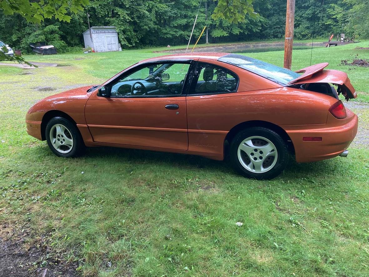 2005 Pontiac Sunfire for sale by owner in Warren