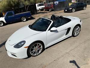 White 2017 Porsche 718 Boxster S 