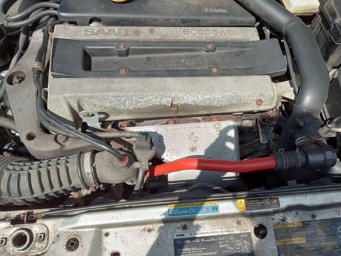2004 Saab 9-5 for sale by owner in Fall River