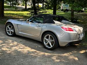 Silver 2008 Saturn SKY Redline