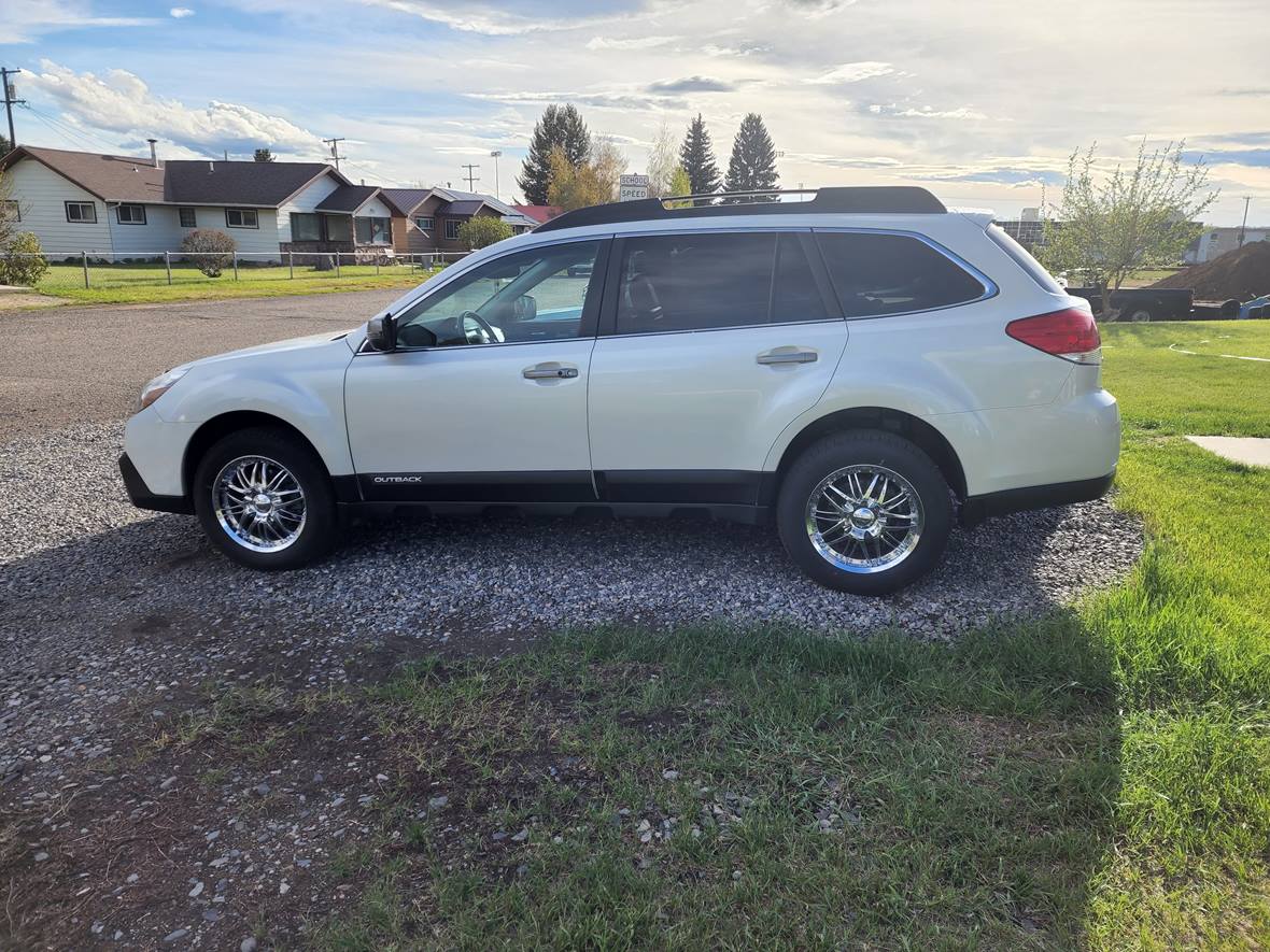 2014 Subaru Outback for sale by owner in Butte