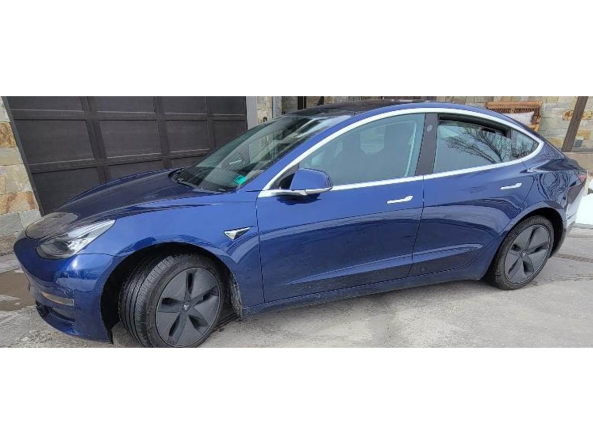 2018 Tesla Model 3 for sale by owner in Salt Lake City