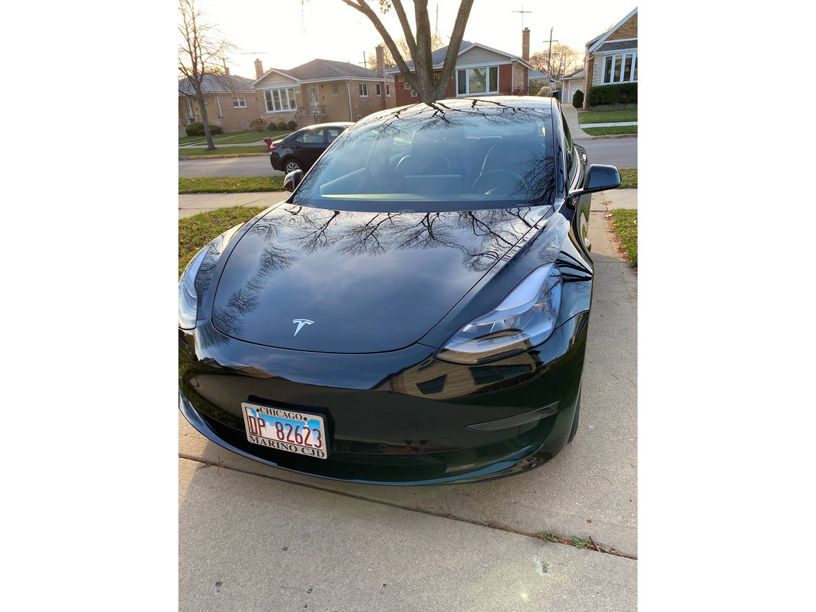 2021 Tesla Model 3 for sale by owner in Chicago