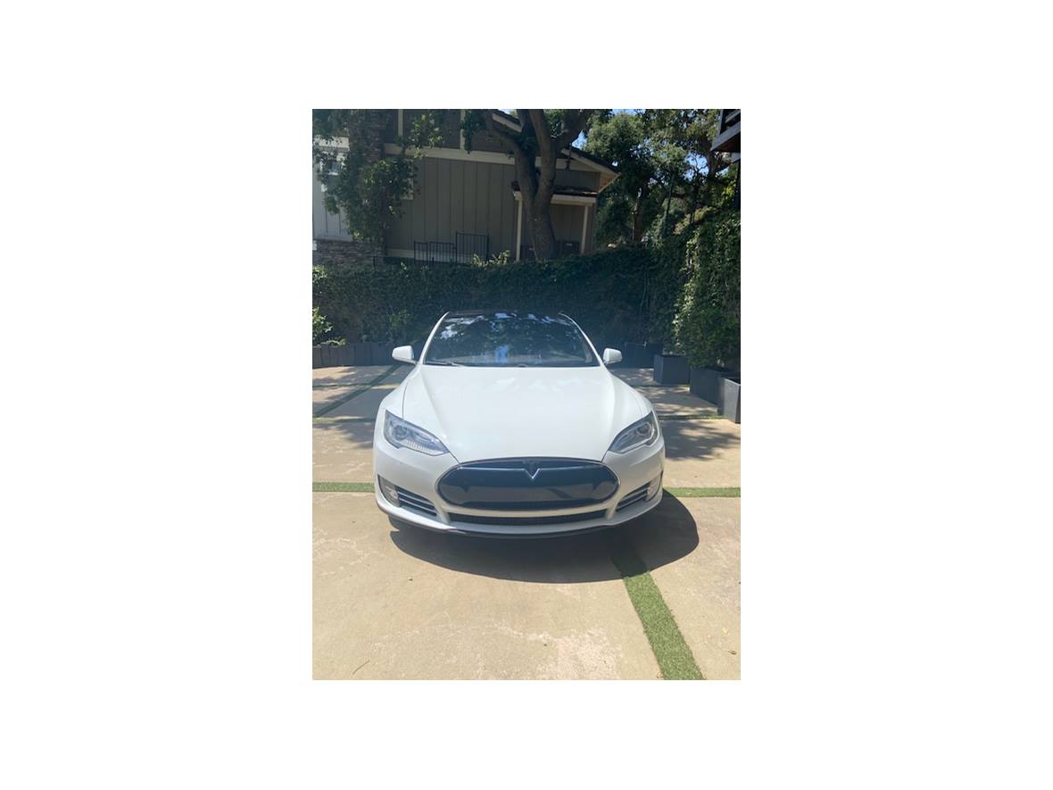 2015 Tesla Model S 90 for sale by owner in Westlake Village