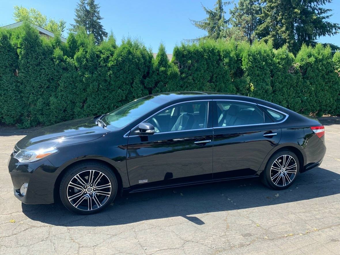 2015 Toyota Avalon for Sale by Owner in Los Angeles, CA 90046