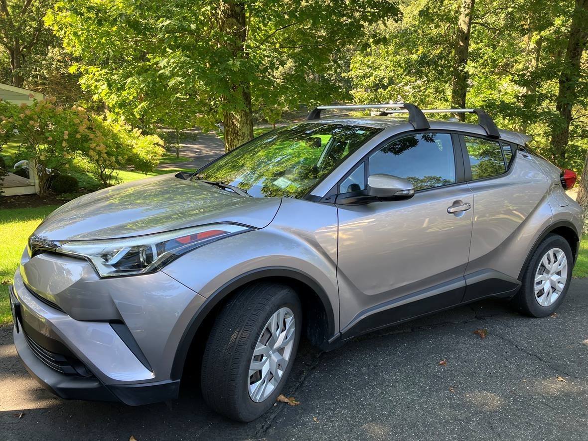 2019 Toyota C-HR for sale by owner in Fairfield