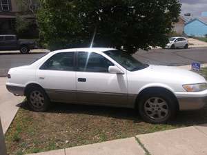 White 1999 Toyota Camry