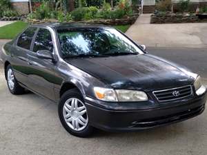 Gray 2000 Toyota Camry