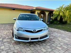 Gray 2012 Toyota Camry SE 