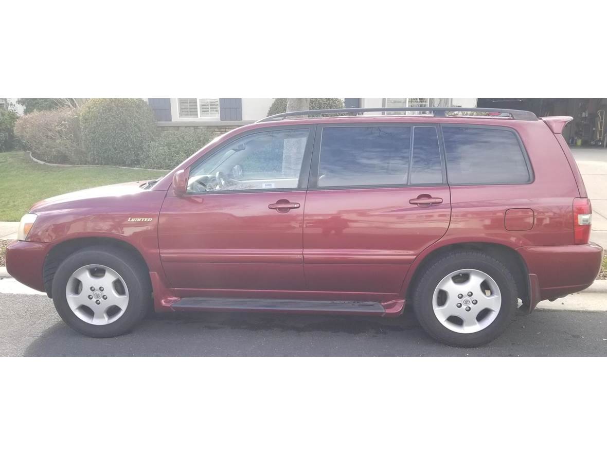 2004 Toyota Highlander for sale by owner in Roseville