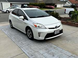 White 2015 Toyota Prius