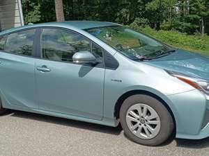 Teal 2016 Toyota Prius