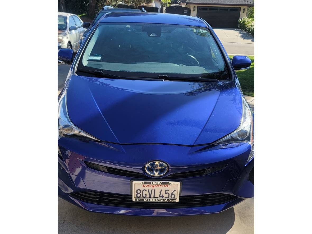 2018 Toyota Prius for sale by owner in Montclair