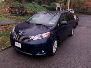 2012 Toyota Sienna with Green Exterior