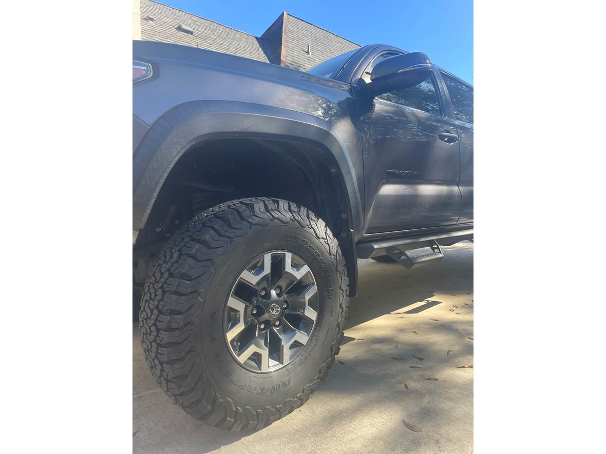 2017 Toyota Tacoma for sale by owner in Baton Rouge