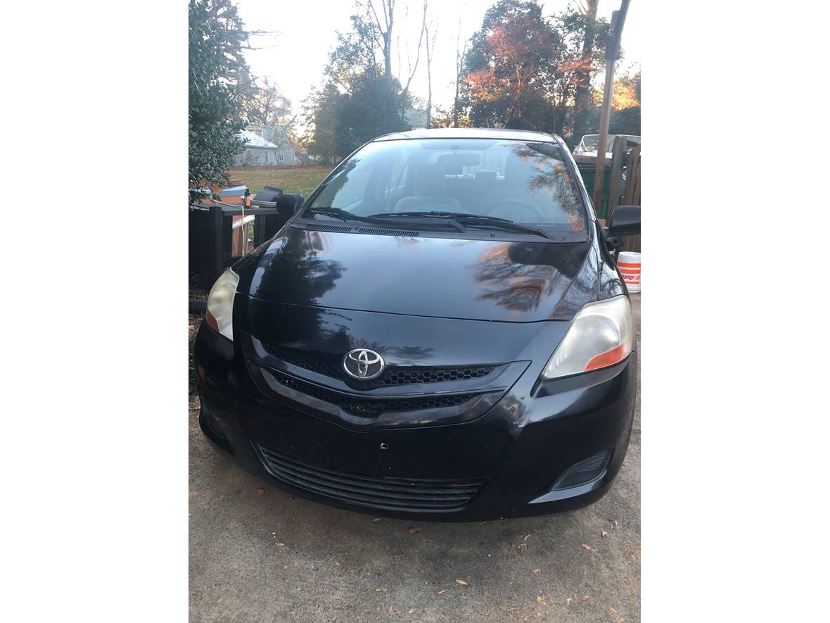 2007 Toyota Yaris for sale by owner in Charlotte