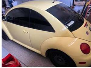 Yellow 2000 Volkswagen Beetle