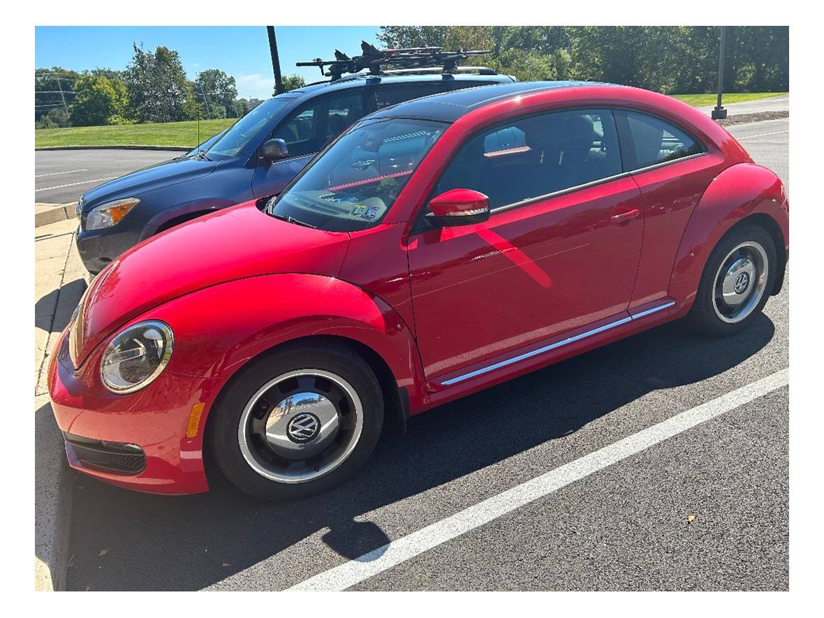2012 Volkswagen Beetle for sale by owner in Chester Springs