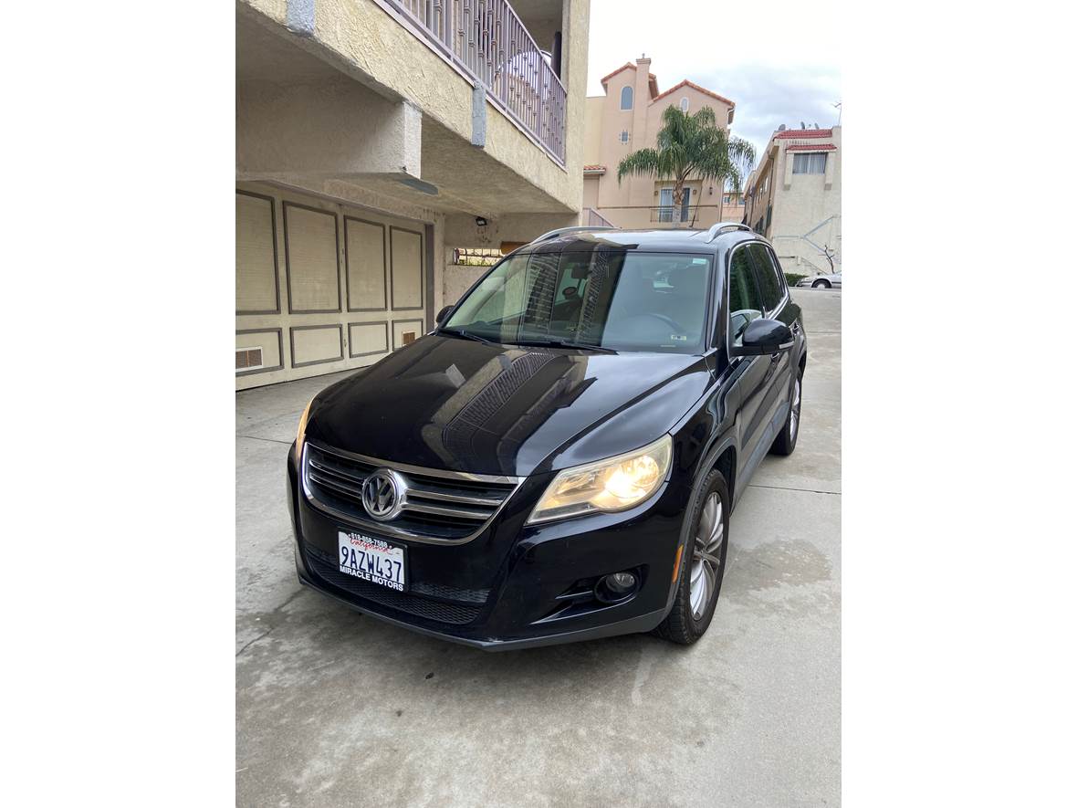 2009 Volkswagen Tiguan for sale by owner in Tujunga