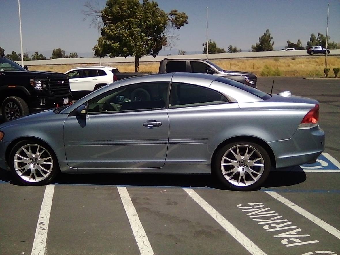 2007 Volvo C70 T5 for sale by owner in Cottonwood