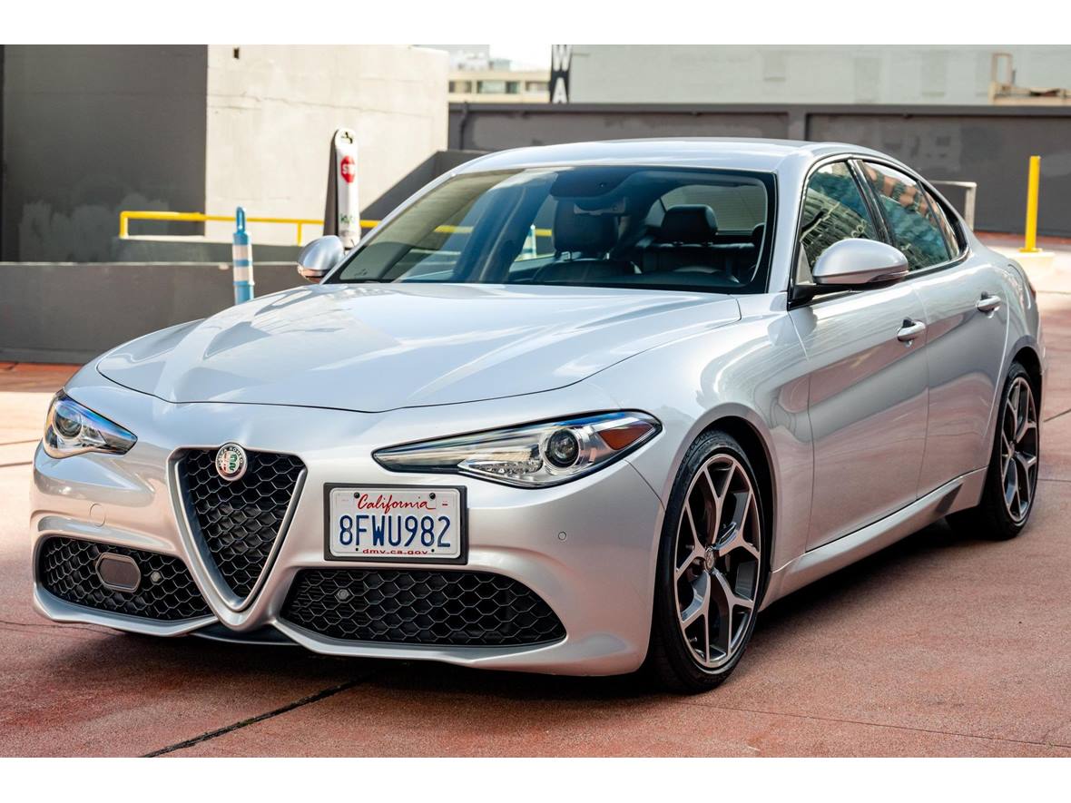 2018 Alfa Romeo Giulia for sale by owner in Madera