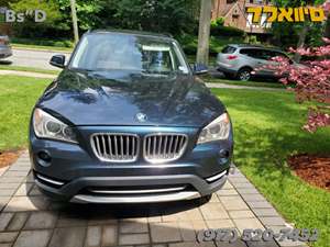 2013 BMW X1 with Black Exterior