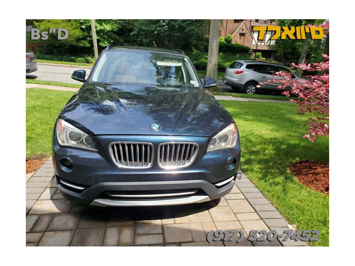2013 BMW X1 for sale by owner in Brooklyn