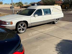 White 1994 Cadillac Fleetwood