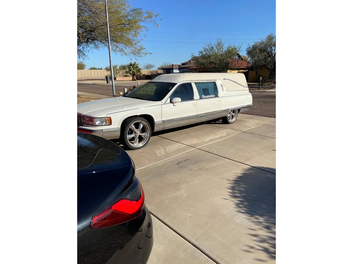 1994 Cadillac Fleetwood for sale by owner in Phoenix