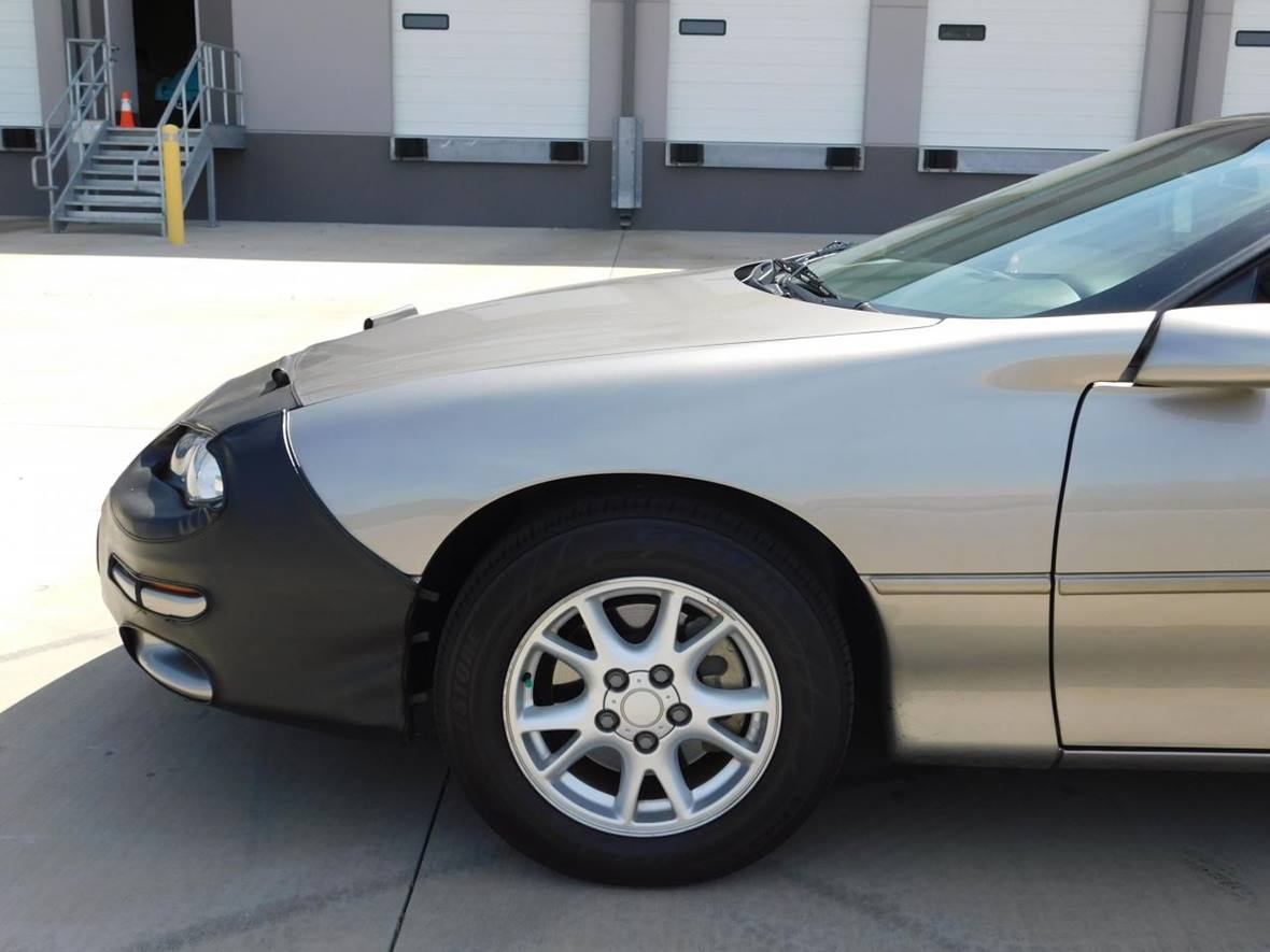 2001 Chevrolet Camaro for sale by owner in Jacksonville Beach