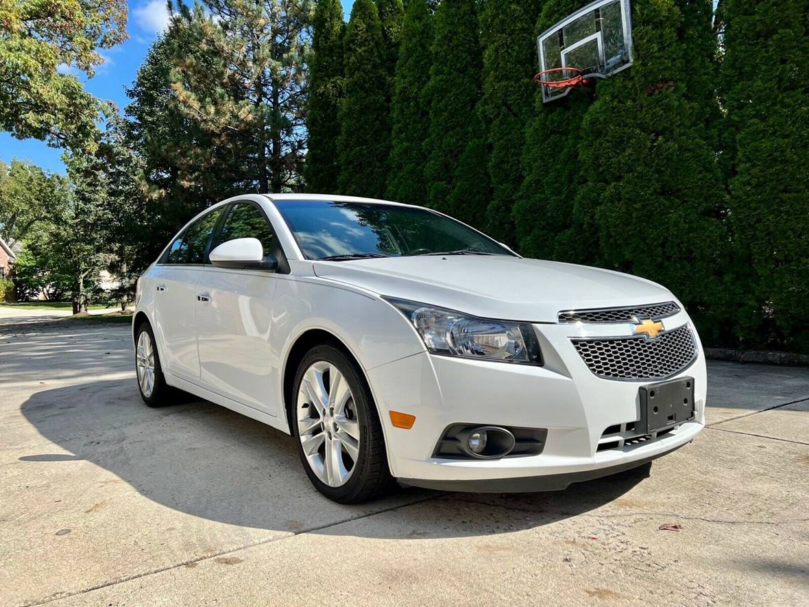 2013 Chevrolet Cruze for Sale by Owner in Streamwood, IL 60107