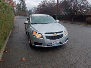 2014 Chevrolet Cruze with Silver Exterior