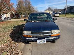 Blue 1998 Chevrolet S-10