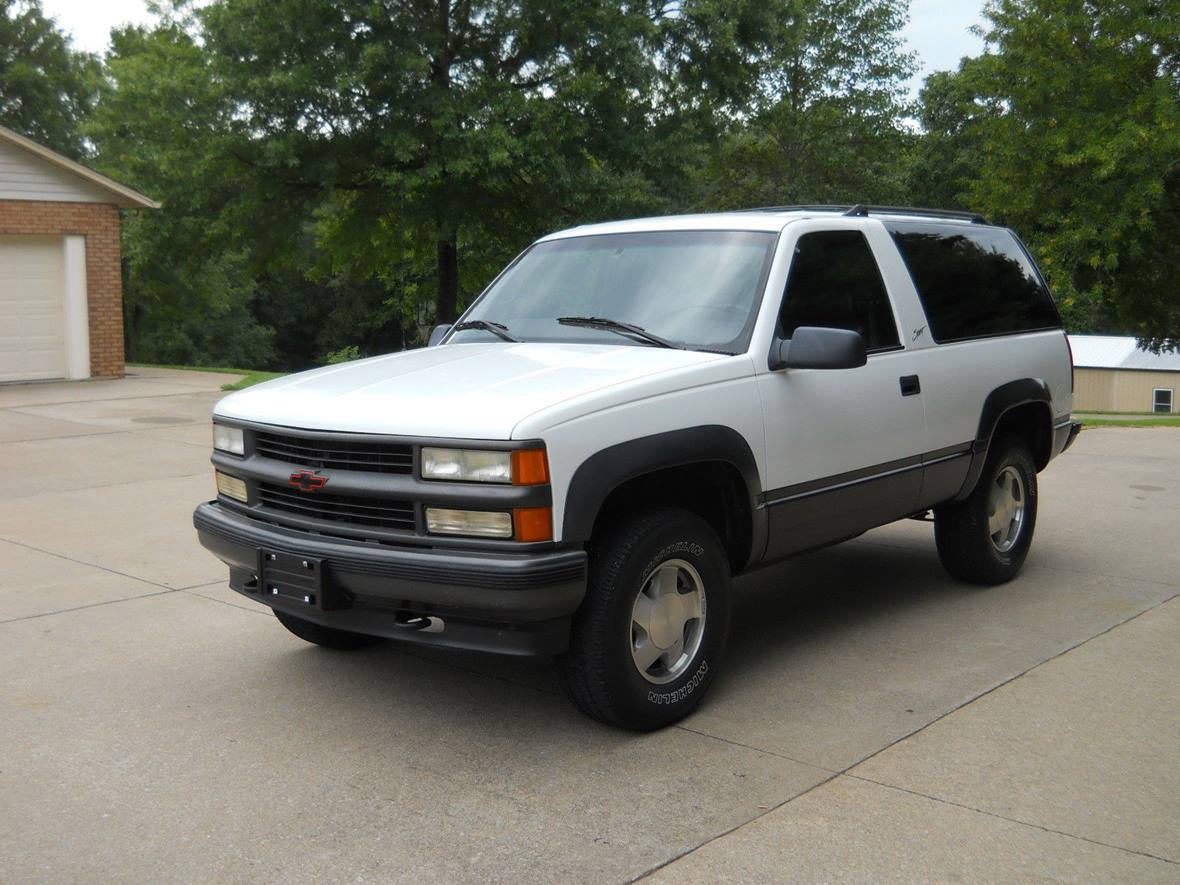 1999 Chevrolet Tahoe for sale by owner in Colorado Springs