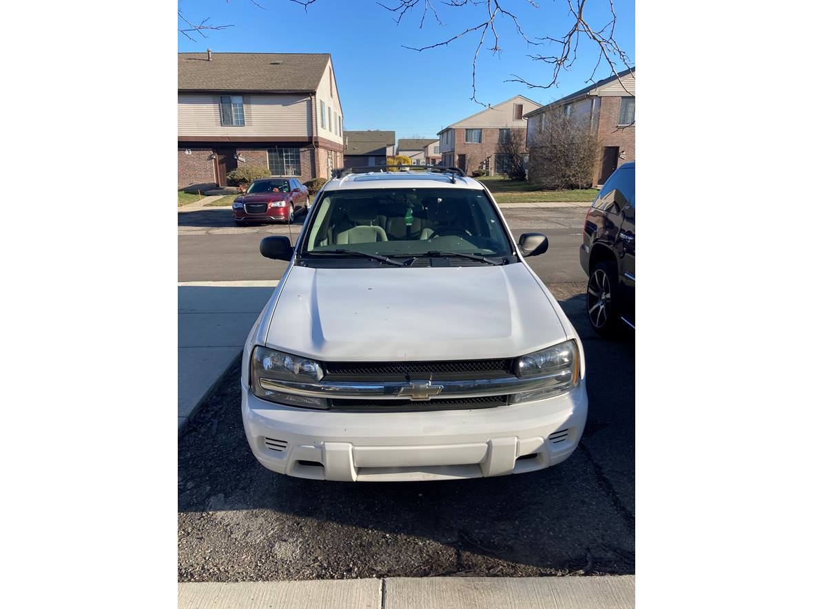 2006 Chevrolet Trailblazer for sale by owner in Clinton Township