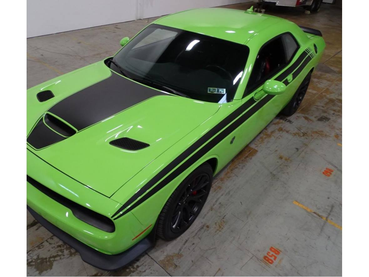 2015 Dodge Challenger for sale by owner in Van Vleck